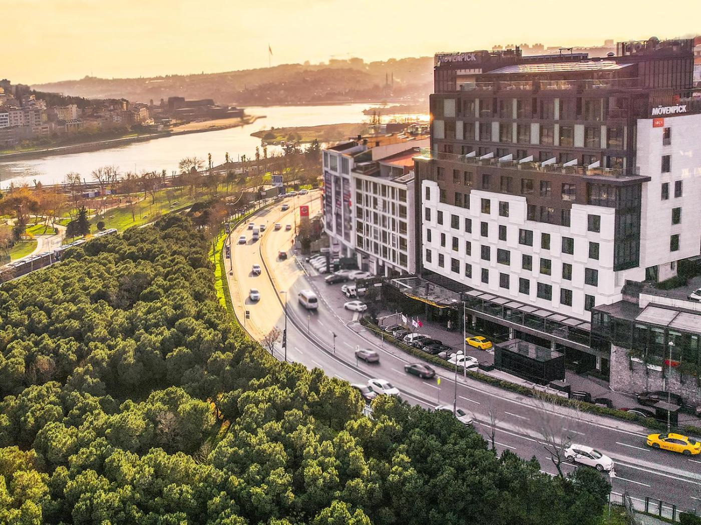 Mövenpick Golden Horn Hotel 5*