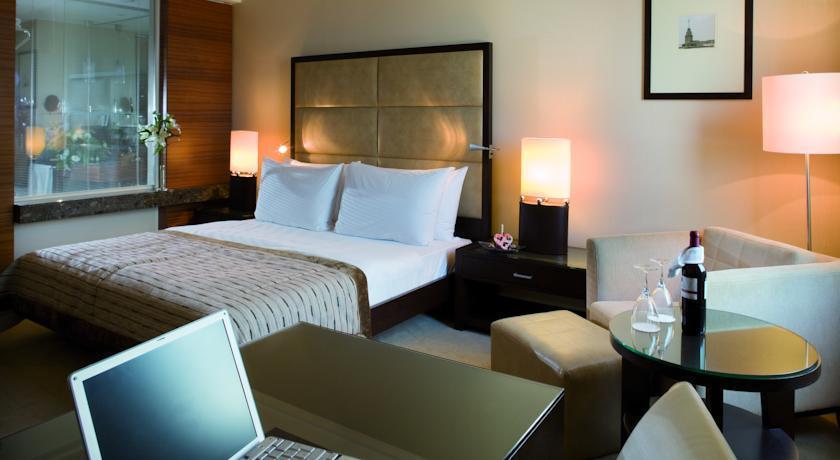 Mövenpick Golden Horn Hotel