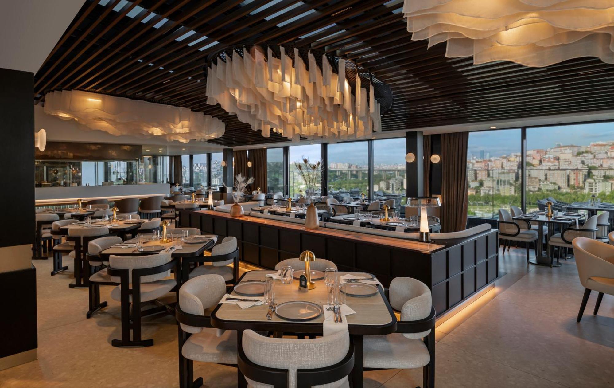 Hotel Moevenpick Golden Horn